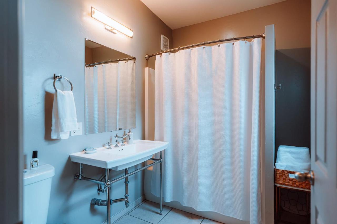 Swank House- Downtown Suite-Pet Friendly أشلاند المظهر الخارجي الصورة