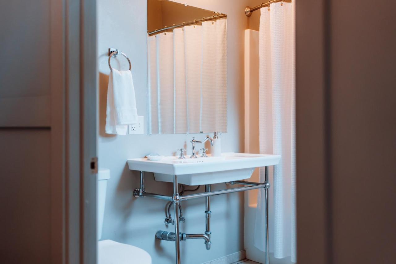 Swank House- Downtown Suite-Pet Friendly أشلاند المظهر الخارجي الصورة